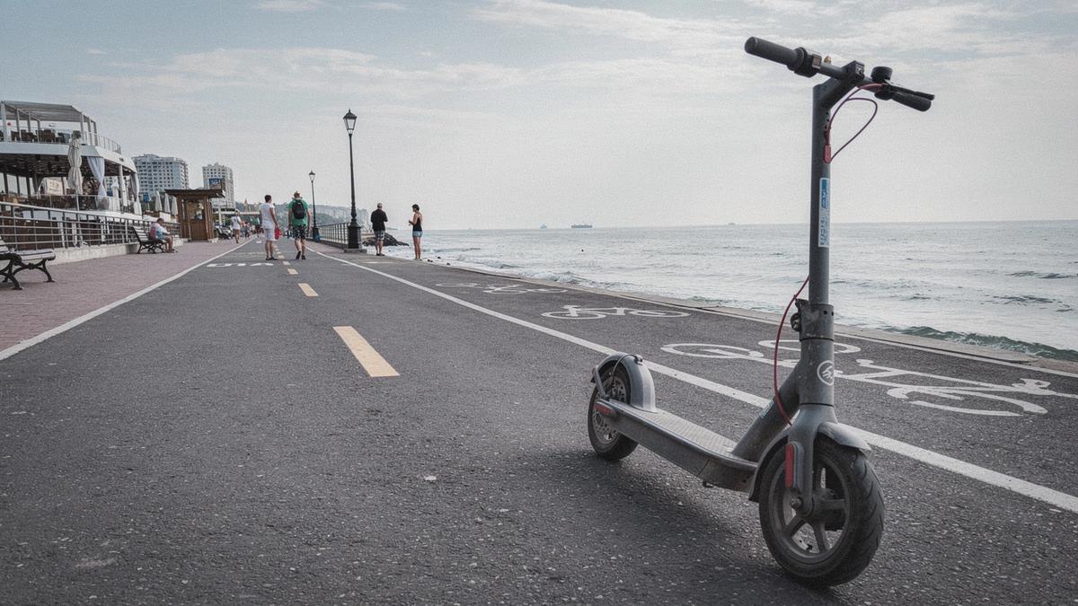 Electric scooter on the Arcadia Shore cycle lane in Odesa